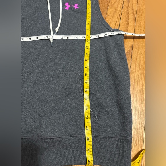 Under Armour Charcoal Sleeveless Hoodie with Magenta Logo - Picture 6 of 6